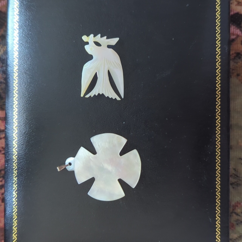π¦ͺVintage Mother-of-Pearl Cross Pendant and Dove Brooch